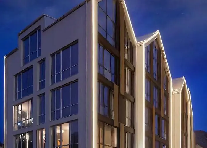 Baza Smart Hotel
