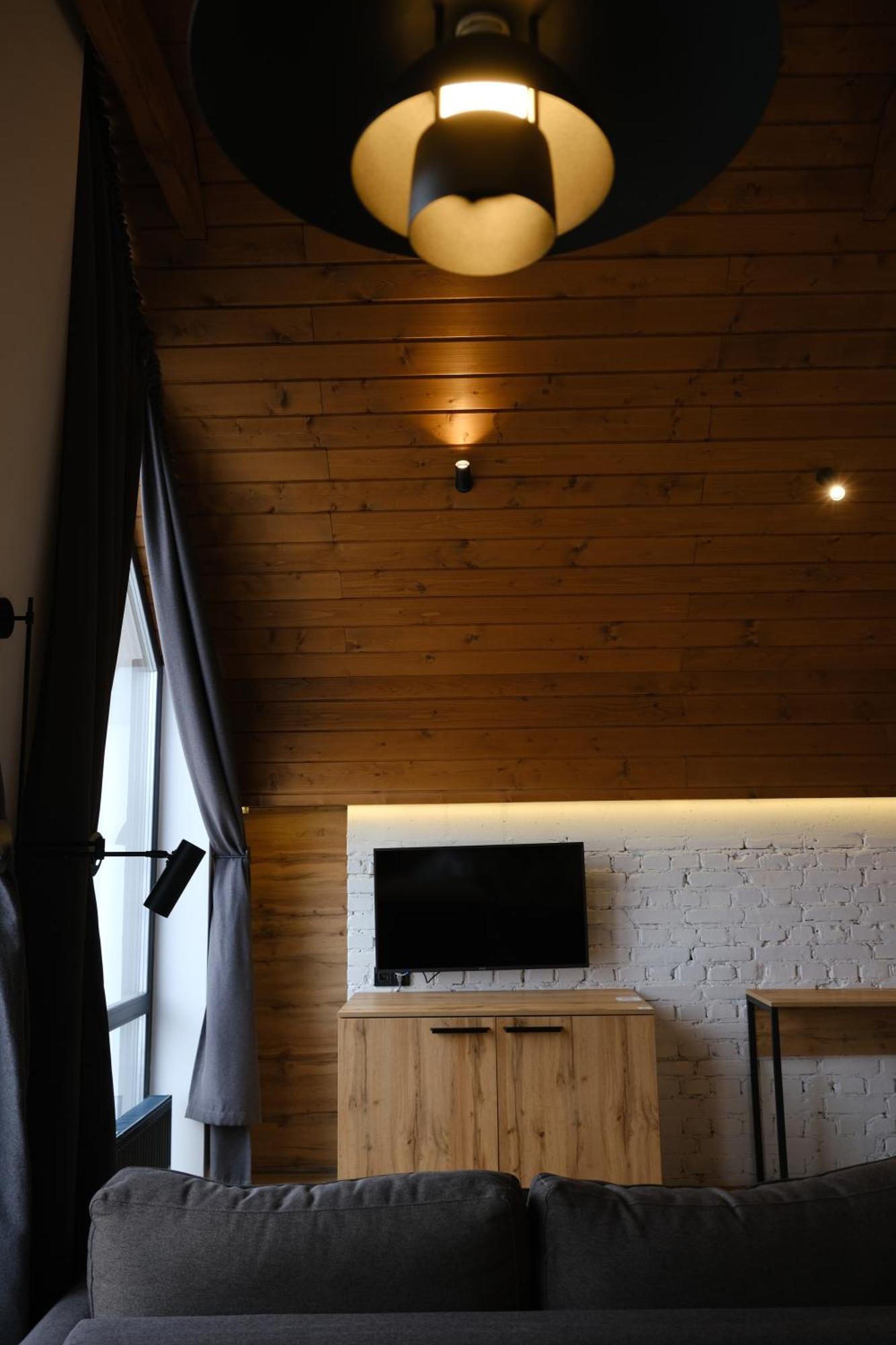 Baza Smart 4*